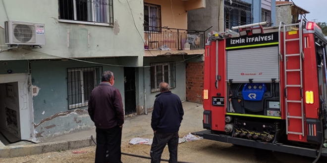 Alevlerden kaçmak için balkondan atladı
