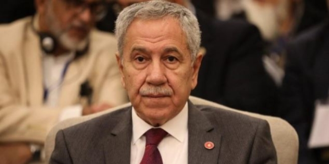 Arınç'tan Albayrak'ın görevi bırakması hakkında açıklama
