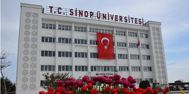 Bu üniversitede kısmen yapılan yüz yüze eğitime ara verildi