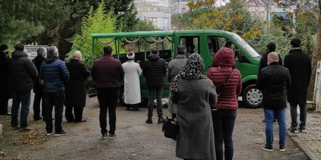 Prof. Dr. Asım Cenani toprağa verildi