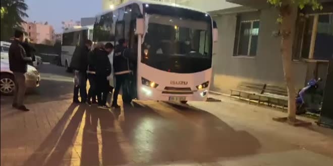 Menemen Belediye Başkanı Serdar Aksoy ve 23 şüpheli adliyeye sevk edildi