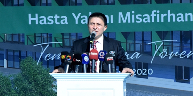 Rektör açıkladı: Aşı 44 kişiye uygulandı, yan etki görülmedi