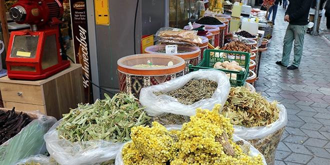 Uzmanlar söyledi, adaçayı ve ebegümeci satışı tavan yaptı