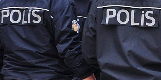 Korona virüs tedbirlerini hiçe saydılar, kumar masasında yakalandılar