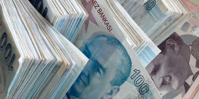 Hazine 5,6 milyar lira borçlandı