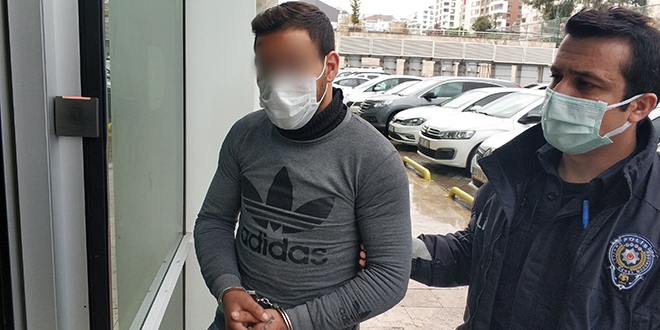 Dolmuş sorduğu kişiyi hastanelik etti