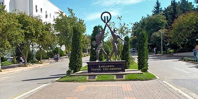 Bu üniversiteden 20 akademisyen, en başarılı bilim insanları listesinde