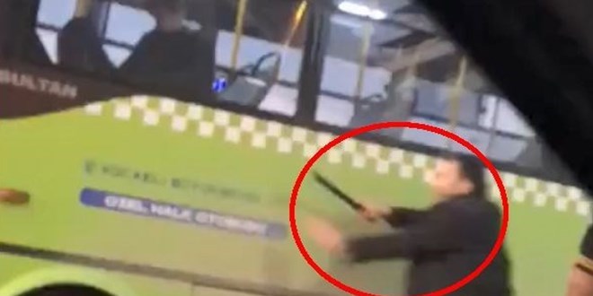 Trafikte tartıştığı halk otobüsü şoförüne copla saldırdı