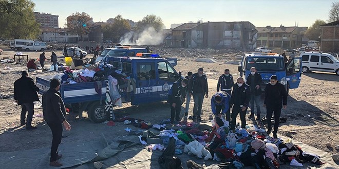 Ankara'da 'bit pazarı'na polis müdahalesi