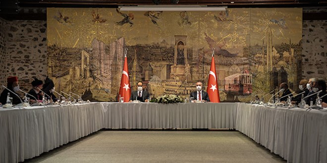 İbrahim Kalın ve Bakan Gül dini azınlık temsilcileriyle bir araya geldi