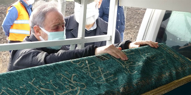 13 yaşındaki çocuk 6. kattan düştü, doktor babası böyle uğurladı