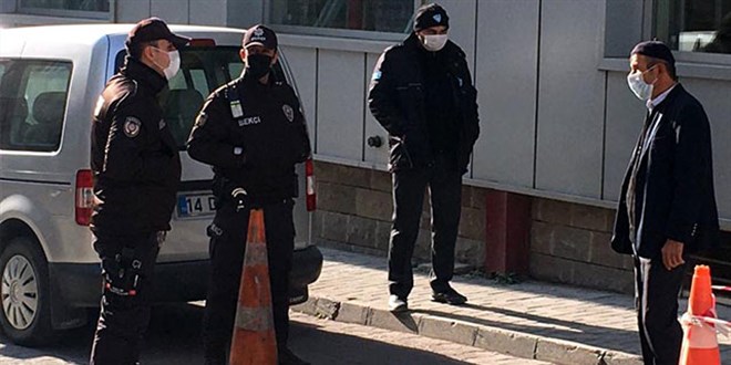 Karantina süresinin dolmasına 1 gün kala PTT'ye gitmiş