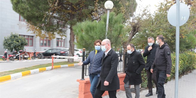 Mahkeme, CHP'li Kaftancıoğlu ile Tanrıkulu'nu salona almadı