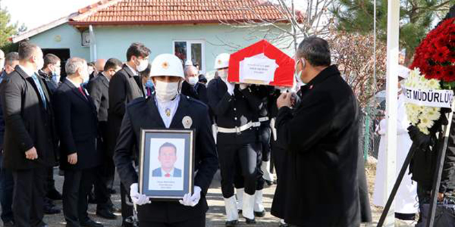 TBMM Başkanı Şentop'un koruma polisi kalp krizinden hayatını kaybetti