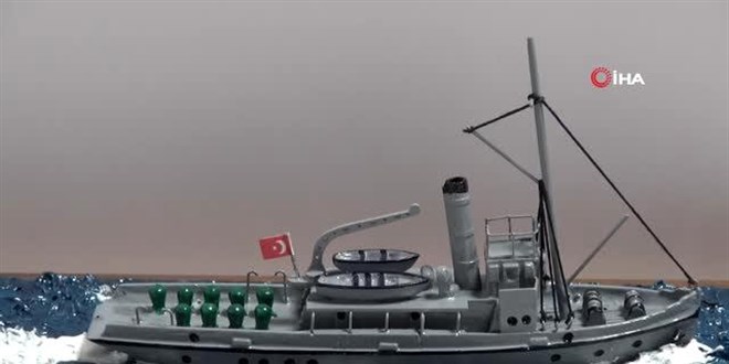 Emekli Deniz Astsubay maketten kendi donanmasn kurdu