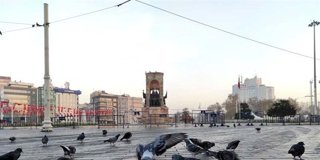 Cadde ve sokaklarda kısıtlama sessizliği
