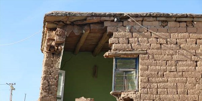 Siirt depreminde yklan 35 yllk ev 2 ay nce boaltlm