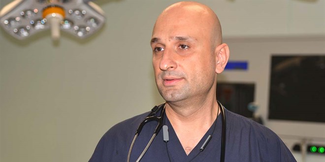 Afşin Emre Kayıpmaz: Aşılar Türkiye'ye gelir gelmez yaptıracağım