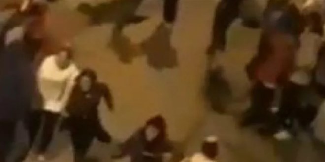 Kısıtlamayı ihlal ettiler, polis aracını görünce çığlık çığlığa kaçtılar