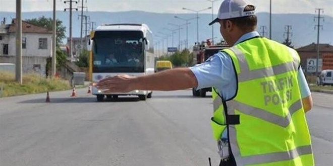 Prof. Dr. İlhan: Seyahat yasağı uygulanabilir!