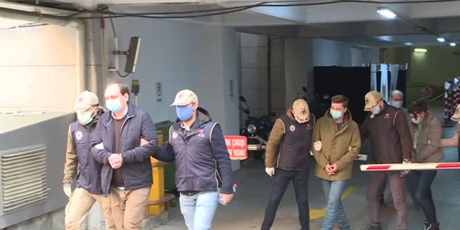 İzinsiz görüntü çeken Rus gazeteciler adliyeye sevk edildi