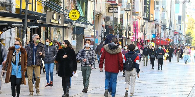 İzmir'de kalabalık caddelere girişler kontrollü yapılacak