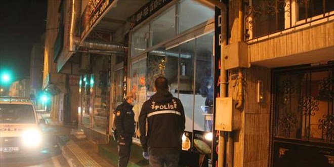Kısıtlama saatinde sokağa çıkıp hırsızlık yaptı
