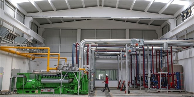 Van'da ��pten �retilen enerjiyle 14 bin hane ayd�nlan�yor