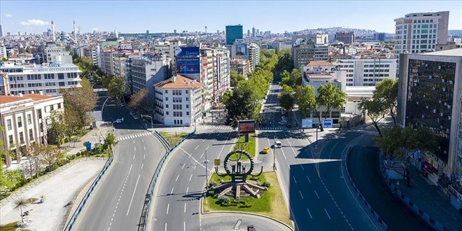 Hafta sonu uygulanacak sokağa çıkma kısıtlaması başladı