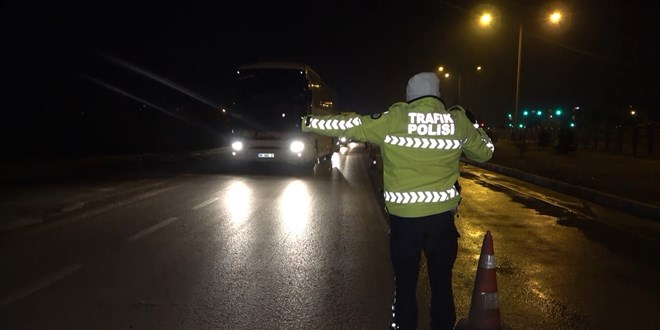 43 ilin geçiş noktasında 'HES kodu' denetimi