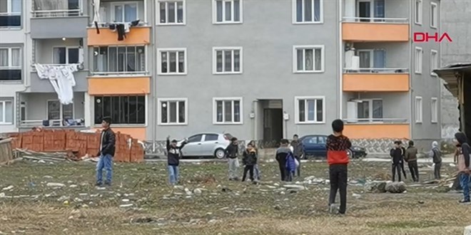 Mahalleli şikayet etti! Polisten böyle kaçtılar