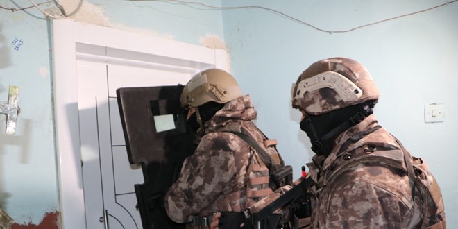 Denizli'de FETÖ terör örgütü üyesi 9 kişi yakalandı