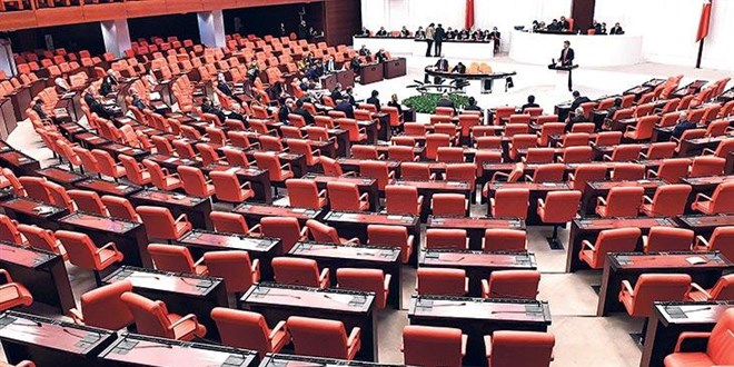 Vekillerin Zoom'lu toplantısı Meclis içtüzüğü'ne takıldı