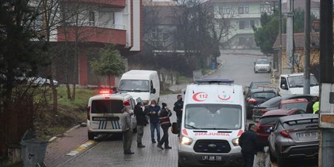 Düzce'de doğal gaz zehirlenmesi şüphesiyle 4 kişi hastaneye kaldırıldı