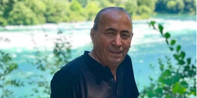 Aydınlı öğretmeni öğrencilerinden koronavirüs ayırdı