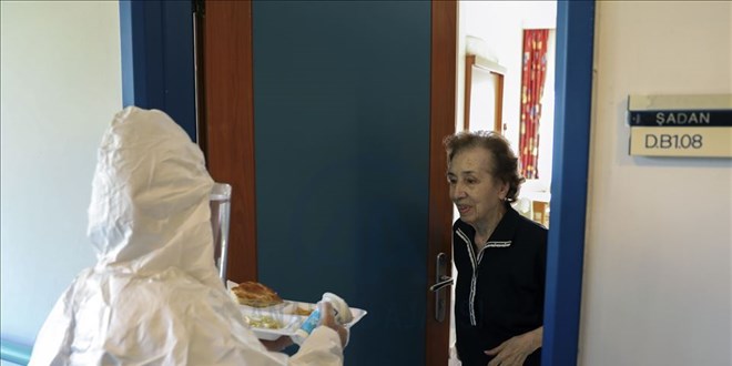 Huzurevi 45 sakini ile birlikte karantinaya alındı