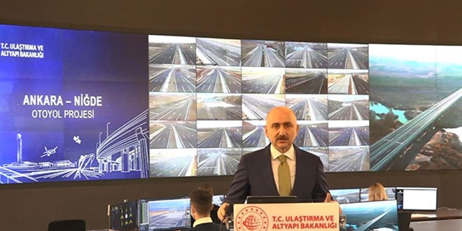 Karaismailoğlu: Otoyollarımızı incelemeye gelen ülkeler var
