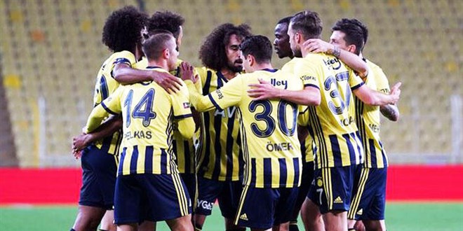Fenerbahçe turu tek golle geçti