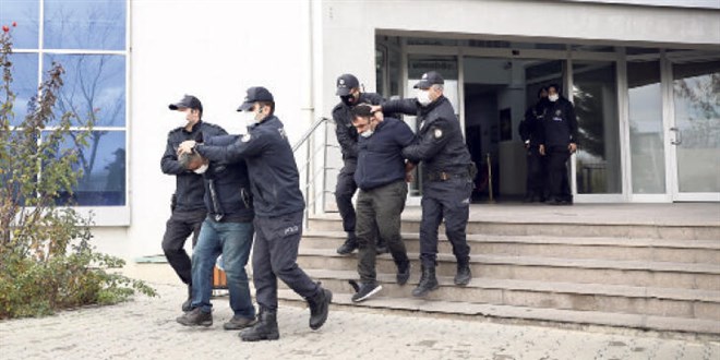KHK'lı polisten tehdit: Bu devran dönecek, hesap vereceksiniz!
