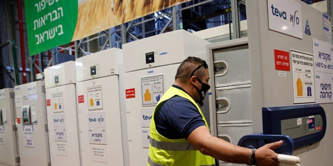 İsrail'de nüfusun yarısı aşı olmayı reddediyor!