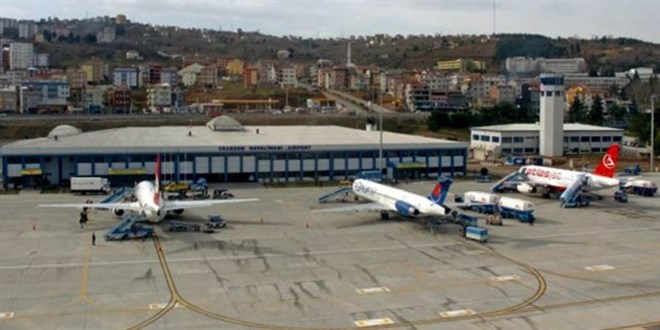 Trabzon Havalimanı'nda uçuşlara elektrik engeli