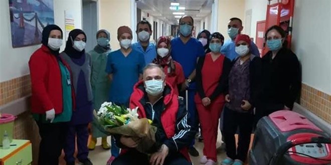 Koronavirs yenen doktor alklarla taburcu oldu
