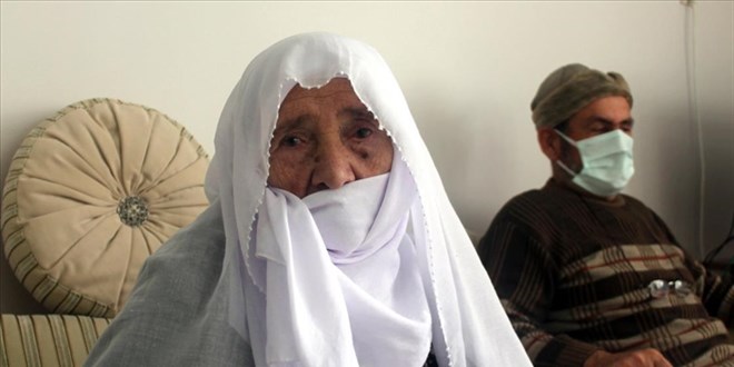 103 yaşındaki Nazire nine Kovid-19'u yenmeyi başardı
