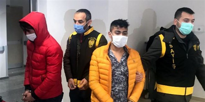 Polisin 'dur' ihtarına uymayan sürücüye 8 bin 442 lira ceza