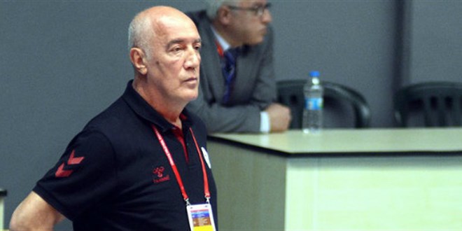 Ambulans uçakla Türkiye'ye getirilen Nedim Özbey konuştu