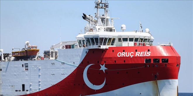 Oruç Reis gemisi Antalya Limanı'ndan ayrıldı
