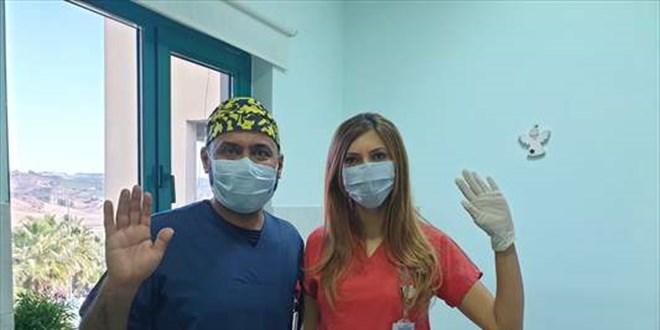 Koronayı yenen doktor çift: Dışarı çıkmayalım, kurallara uyalım