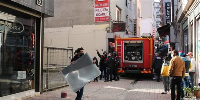 Cezaevinden izinli çıktı, evinde kendini yaktı