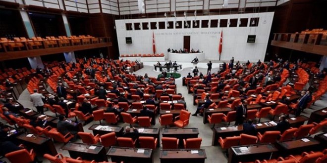 Derneklere 'Kayyum' önerisinden geri adım