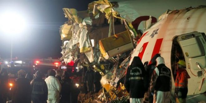 Uçak kazasında pilot ile 2 hava trafik kontrolörü kusurlu